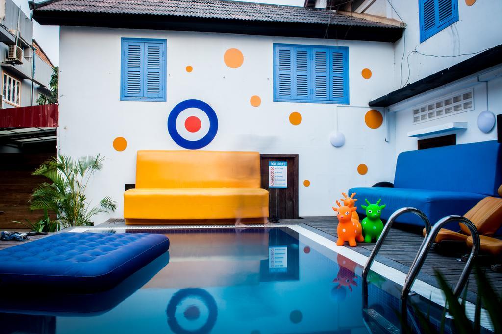 סיאם ריפ The Living Quarters Hostel 543 מראה חיצוני תמונה