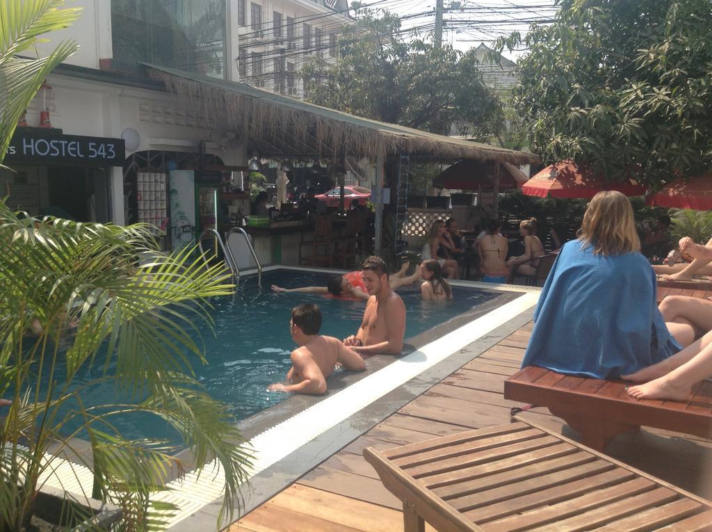 סיאם ריפ The Living Quarters Hostel 543 מראה חיצוני תמונה