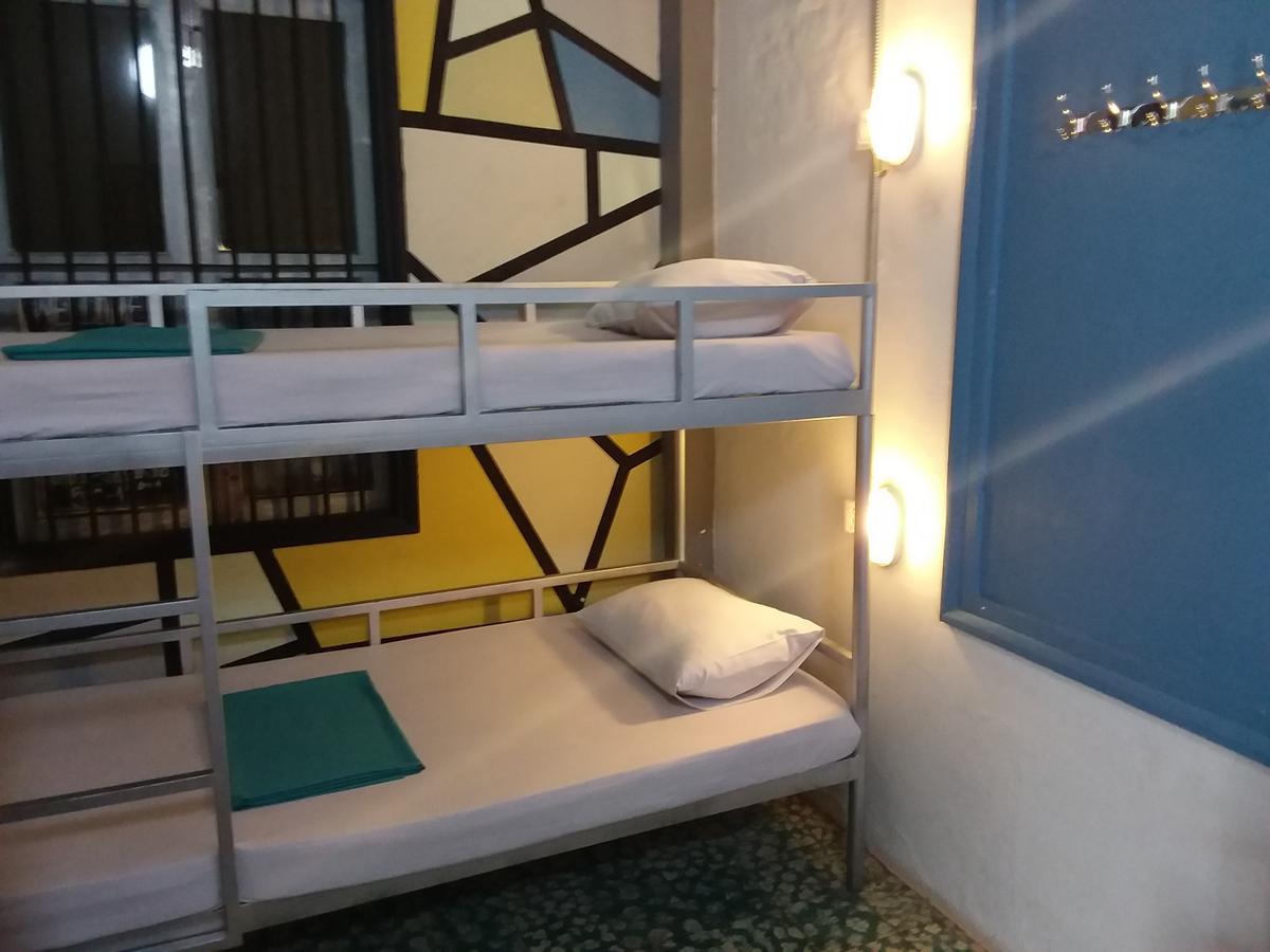 סיאם ריפ The Living Quarters Hostel 543 חדר תמונה